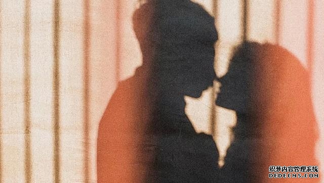 出轨后还不认错的男人(男人出轨后不认错)(1)