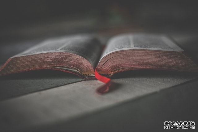 女孩戒备心强说明什么（一个女孩子戒备心太强的表现）