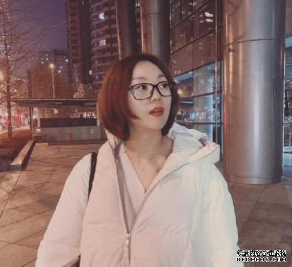 王自健被前妻打进医院8次？前妻硬气否认，那他