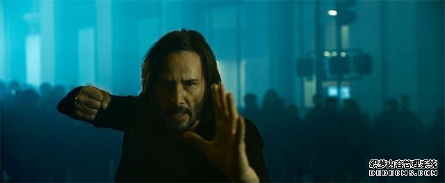 黑客帝国4最新预告片（五大看点带你沉浸矩阵世界）(2)