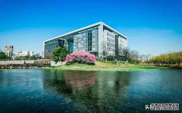 江苏最差一本大学排名(江苏这所大学退步)(7)
