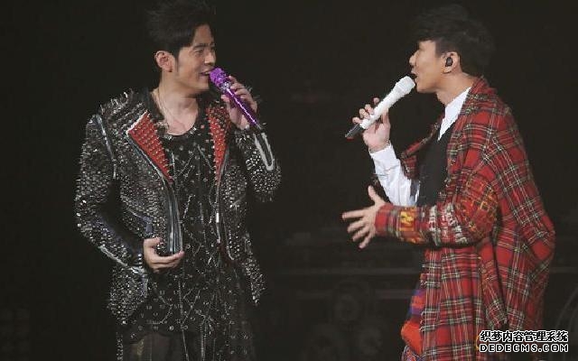 周杰伦林俊杰双J终于合体