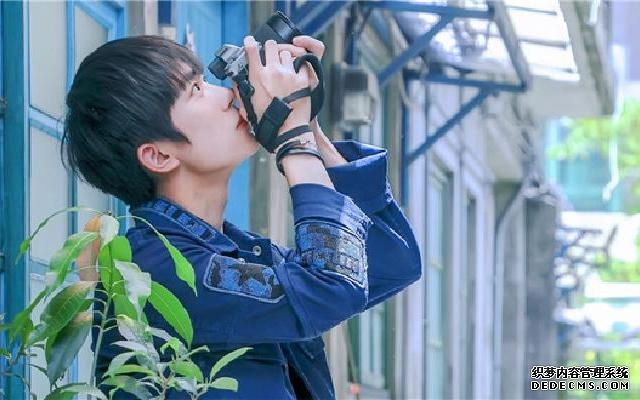 易烊千玺最新写真曝光