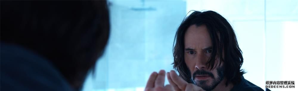 年轻的时候看《黑客帝国》,崇拜的一塌糊涂