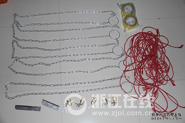 3男子计划囚禁10妇女做性奴 年轻女子搭黑车遭蹂