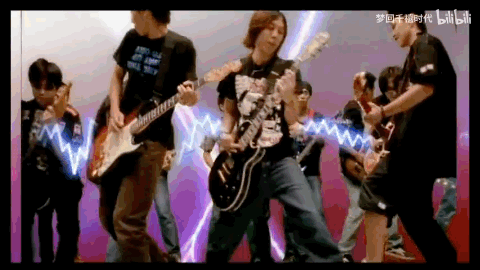 新人辈出的2000年代。/《Super Star》MV