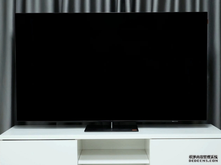 视频：创维OLED电视S82氛围灯效、OLED屏保、音视频体验