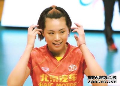 作为北京女排的老将，曾春蕾为北京女排夺得季军立下汗马功劳，一直以来，曾春蕾都是中国女排颜值数一数二的女神之一。