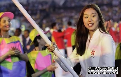 欧铠淳是香港泳坛的颜值担当，在里约奥运会上她担任香港代表团的旗手，出众的颜值让她迅速走红，她的颜值毫不逊色刘湘。