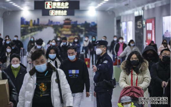 淮安铁警全力保障节后返程旅客出行安全