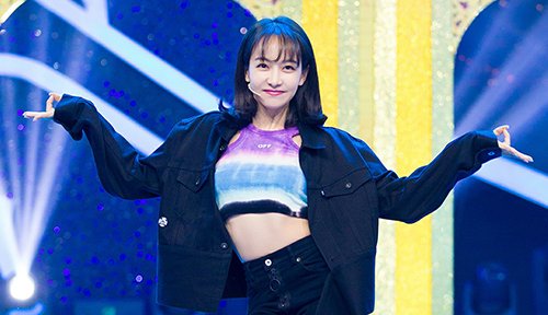 宋茜展示超柔软身体 