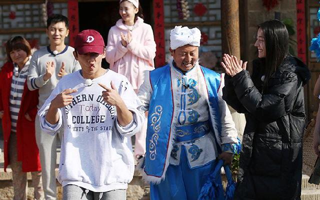 王嘉尔神体力率先夺分