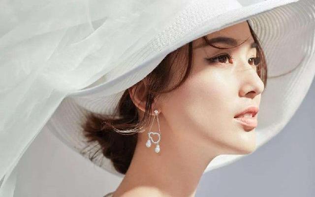 黄圣依演技被质疑 