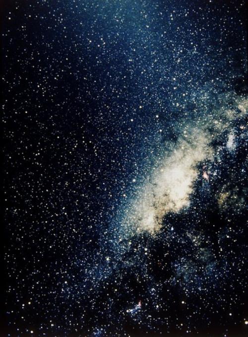 黑客网站免费找微信号,黑客查他人微信聊天记录吗,微信密码丢了找一个