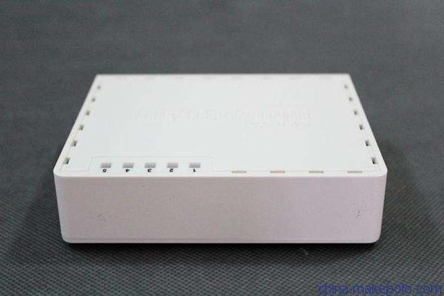 静态路由和直连路由哪个优先级高（什么是软路由和硬路由）(4)