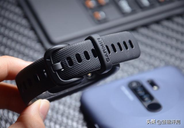 佳明Smart5运动手环（仅重24.5克的运动健康智能手环）(4)