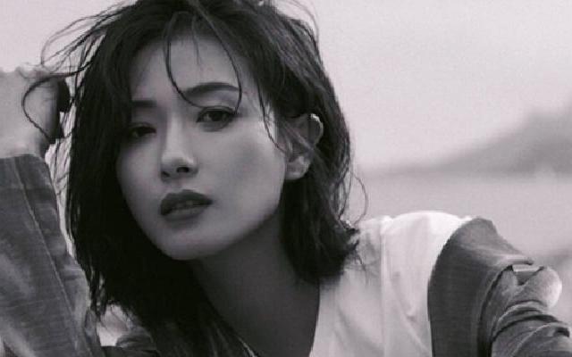 万茜车祸后十天闪电复工 