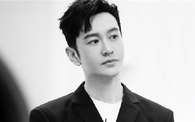 黄晓明进姐姐群狂发红包  