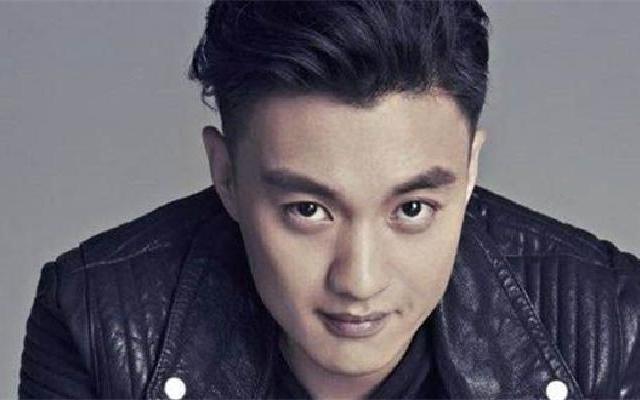 周一围现身上海博物馆谈文创