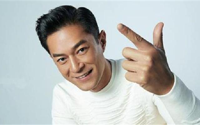 古天乐的签名又进阶了