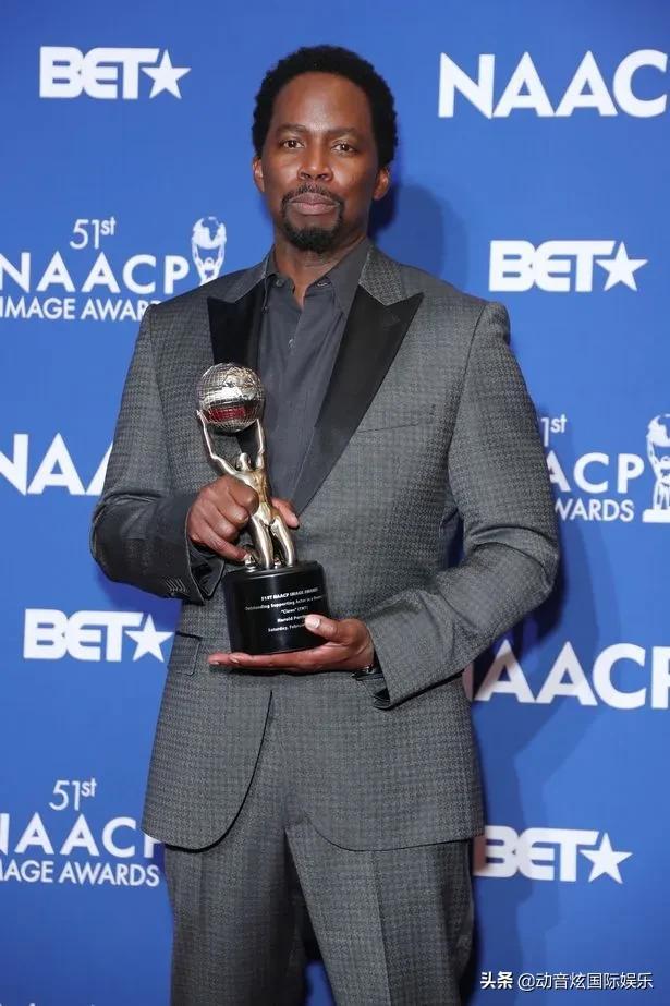 黑客帝国第一部什么时候拍的（黑客帝国第一部上映23年后）(10)