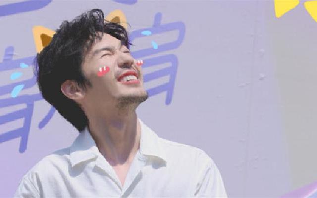 “一代翻王”白宇翻跟头不停