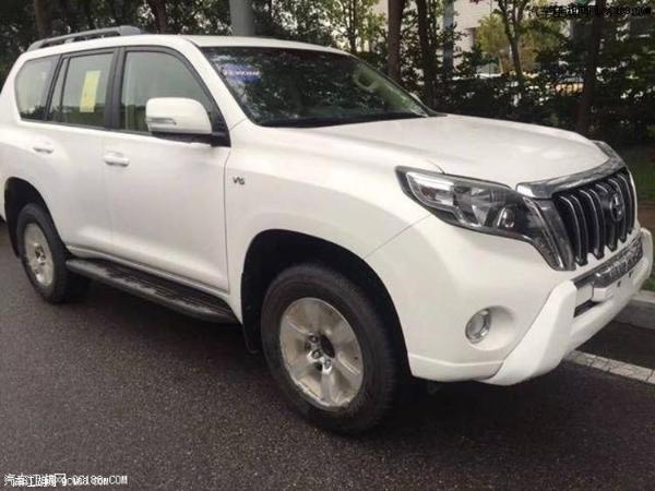 18款丰田霸道2700中东版7座SUV最新实拍