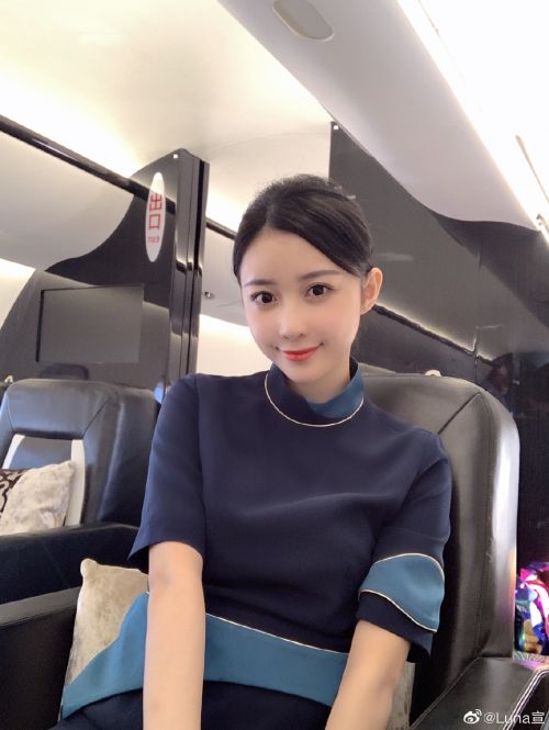 潘玮柏老婆luna宣云微博个人资料介绍 空姐luna宣云私房照