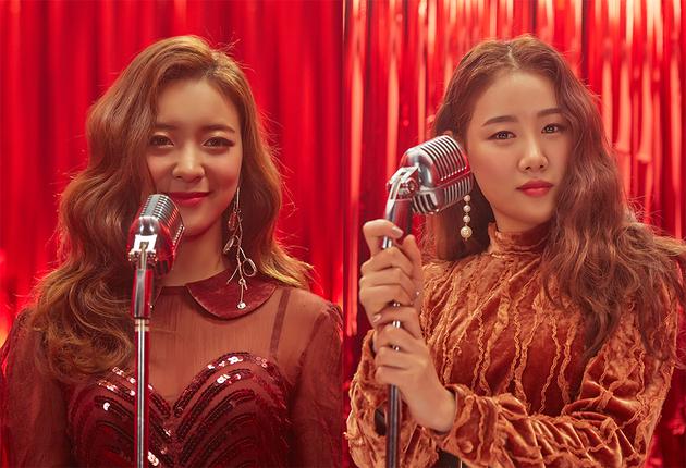 SM STATION第二季第44首歌曲主人公(左起 f(x) Luna、《Battle Singer》冠军HEDA)
