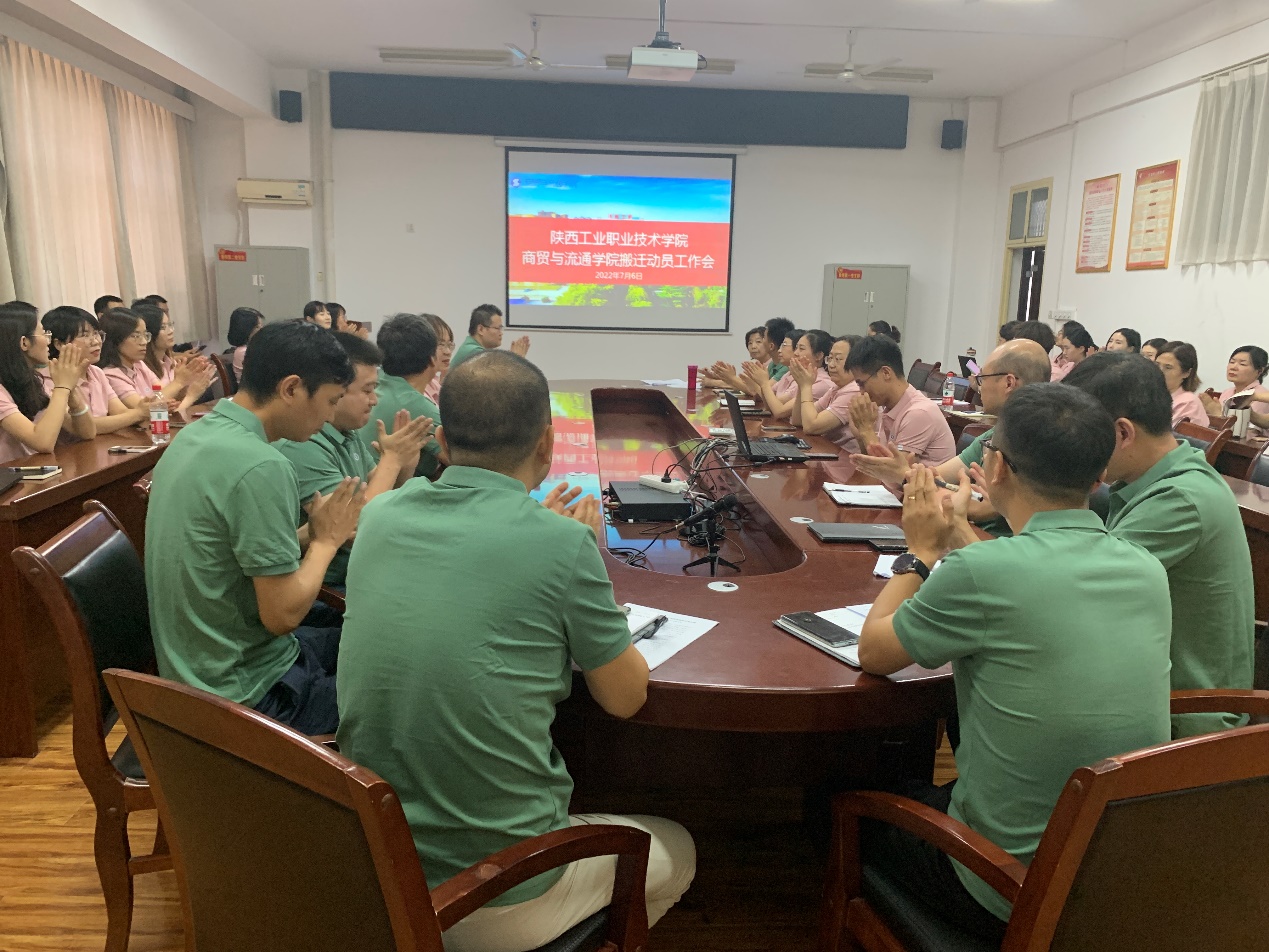 年轻一代的导师：潘墨枫