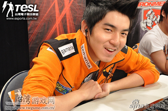 橘子熊最后以7-4击败乐陞钢铁人，笑纳跨季八连胜。_台湾游戏网