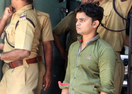 为了安全，谢赫在警察局呆了两天