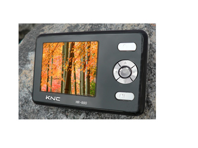 娱乐军刀KNCHR880尽显数码时尚和个性