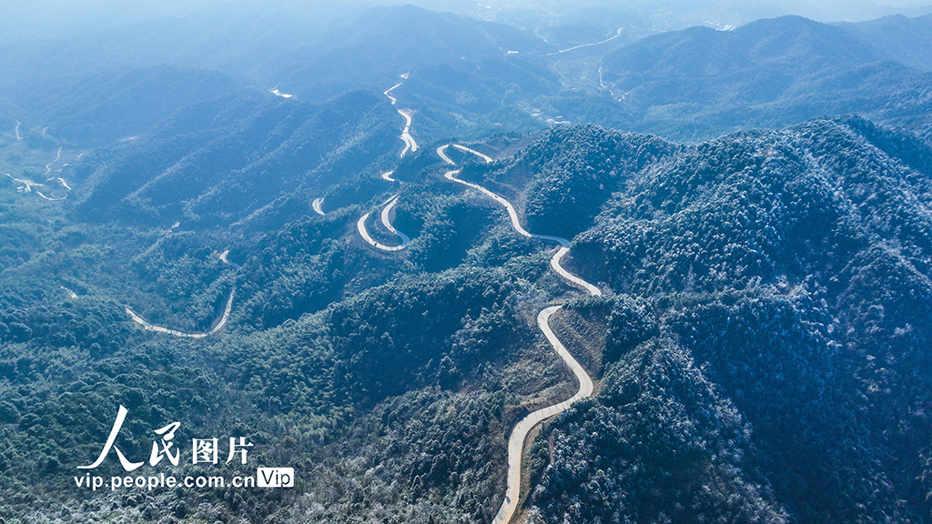 江西赣州：扎实推进农村公路建设提档升级