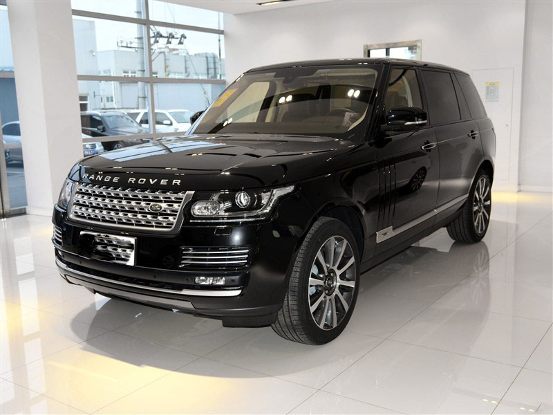 路虎揽胜行政柴油vogue版 新升级逆袭价