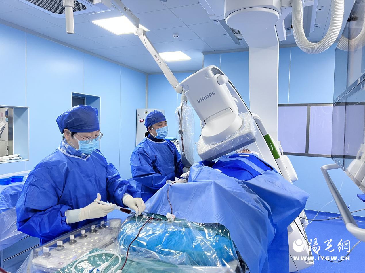 50b4556cd20ea9ee0f7f9130bbdb888