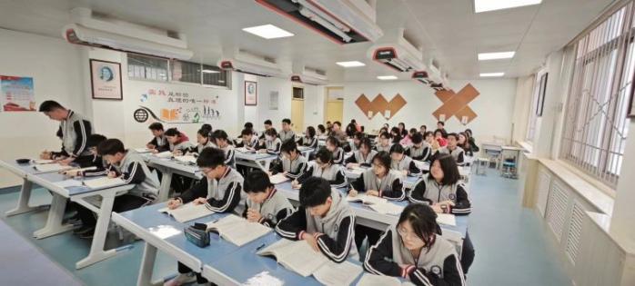 简篇-理念浸润课堂 展示研磨提升——西安市育才中学“名校+”共同体开展大单元教学设计陈述展示赛教活动